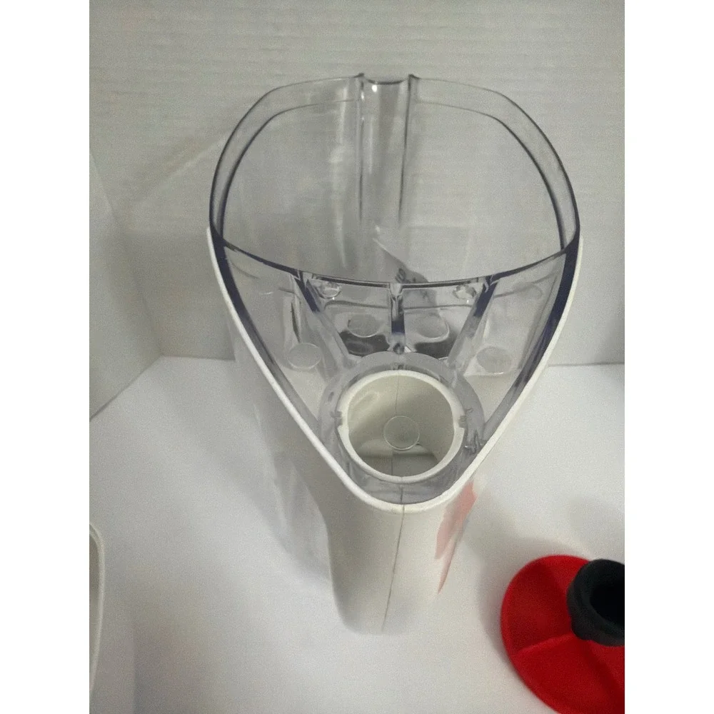 Seychelle Water Filtration Pitcher White Clear‎ with Flushing Accessories